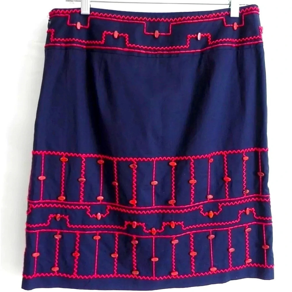 Etcetera beautiful skirt with pebble and yarn detail in bright  red- size 4